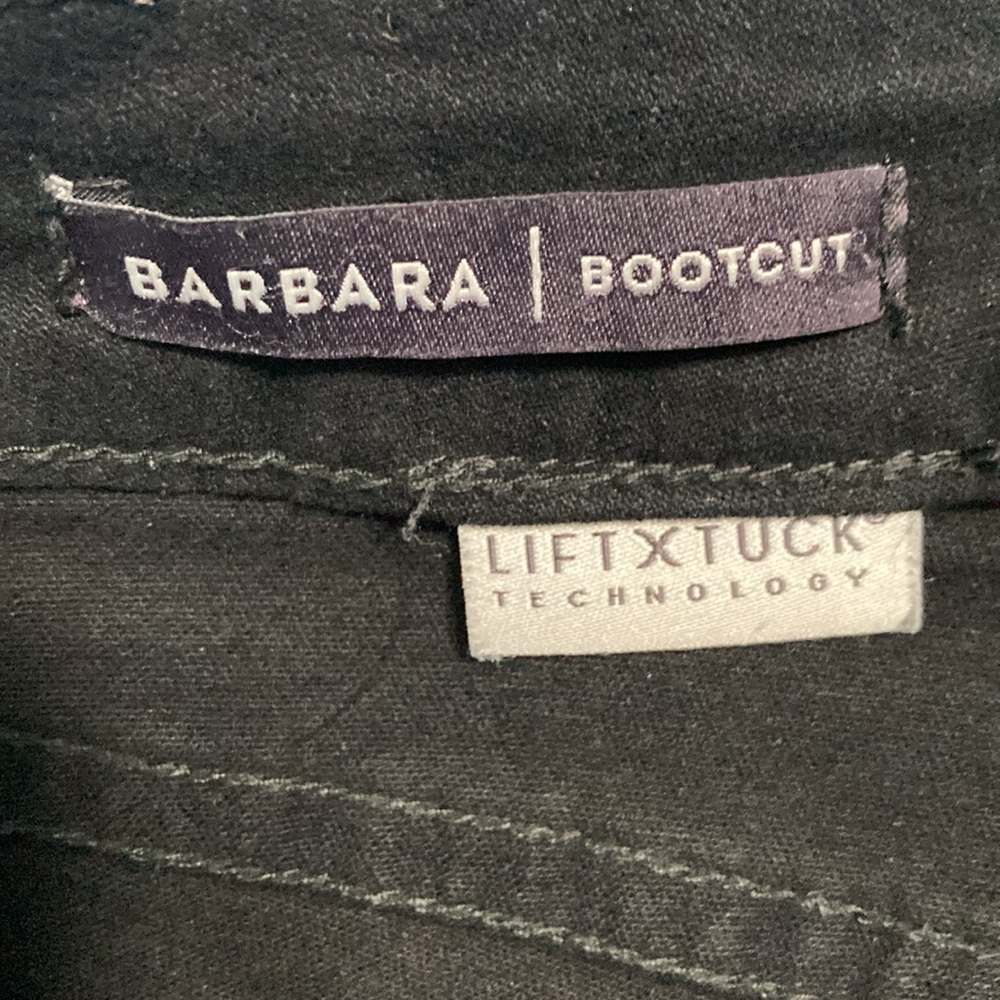 NYDJ Barbara Bootcut Jeans In Petite/short. Black. Size 8. With lift and tuck . - Picture 5 of 9